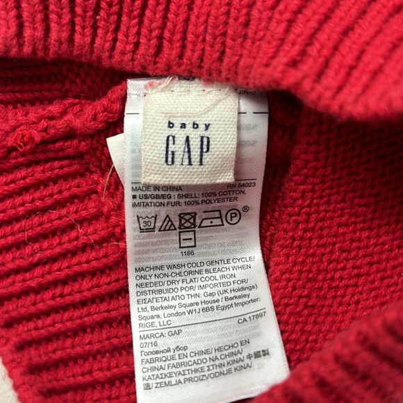 Baby Gap Santa Hat 12-18 months - Picture 2 of 3